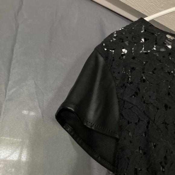 Kensie Lace Shirt - Picture 2 of 3